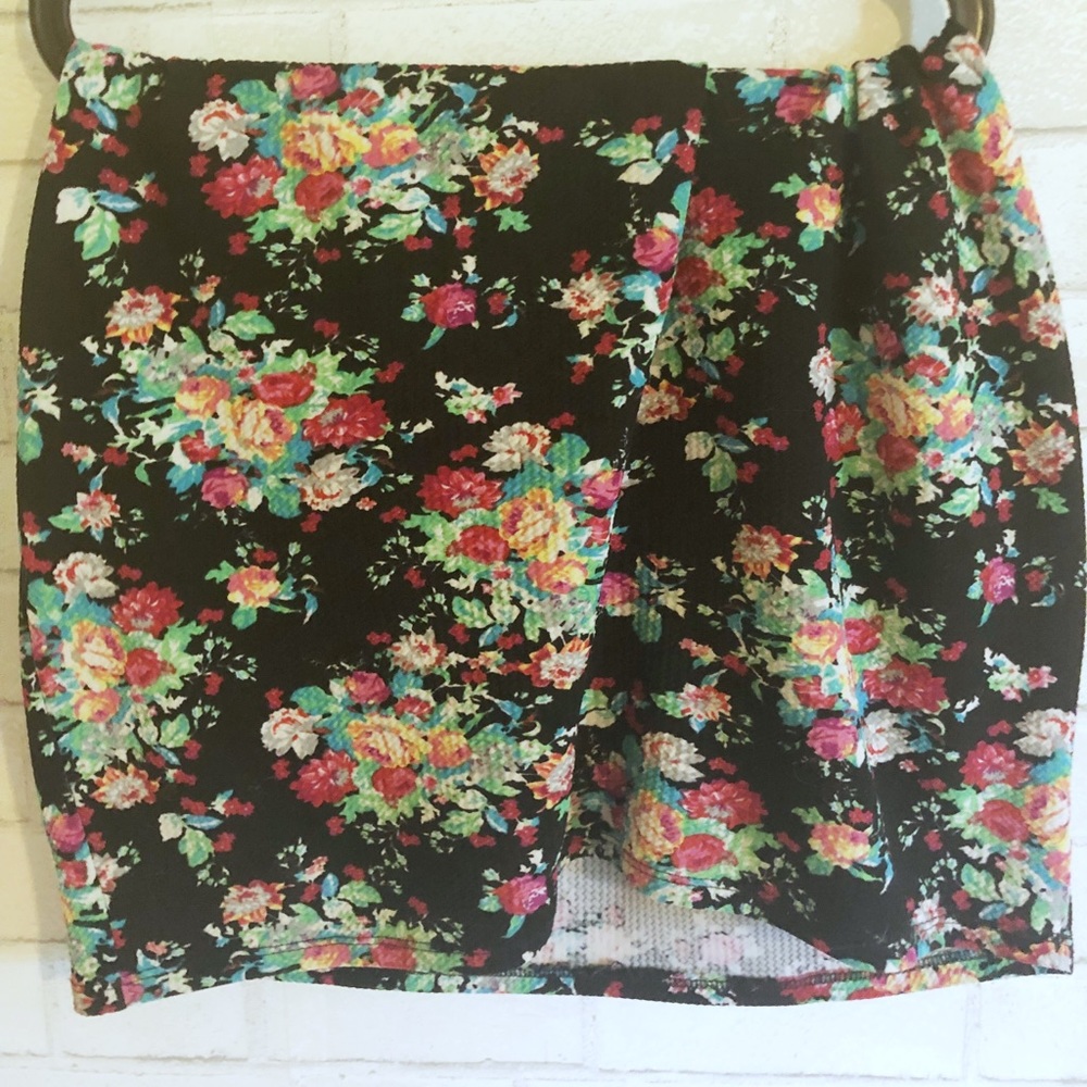 Floral LuLaRoe Cassie Skirt